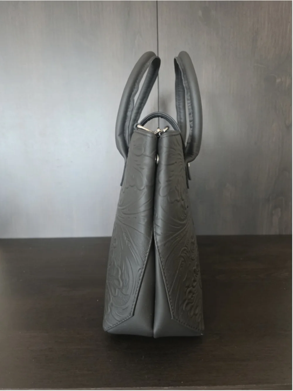 Black Floral Embossed Tooled Artisan LEATHER Hobo Bag Purse Crossbody - Picture 9 of 16